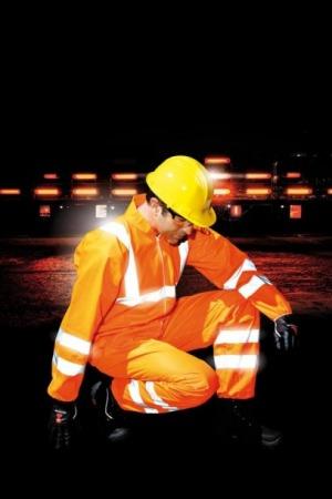 Honeywell lights the way with Ne-Hon 6 The first certified high visibility single use coverall