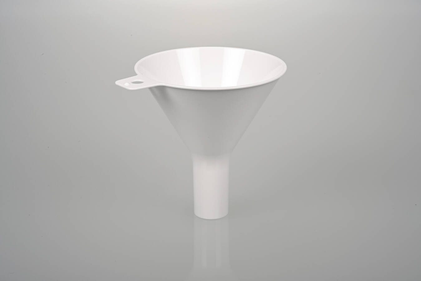New Bürkle disposable powder funnel  Practical and hygienic filling aid for powders and granules - for all areas where special cleanliness is required