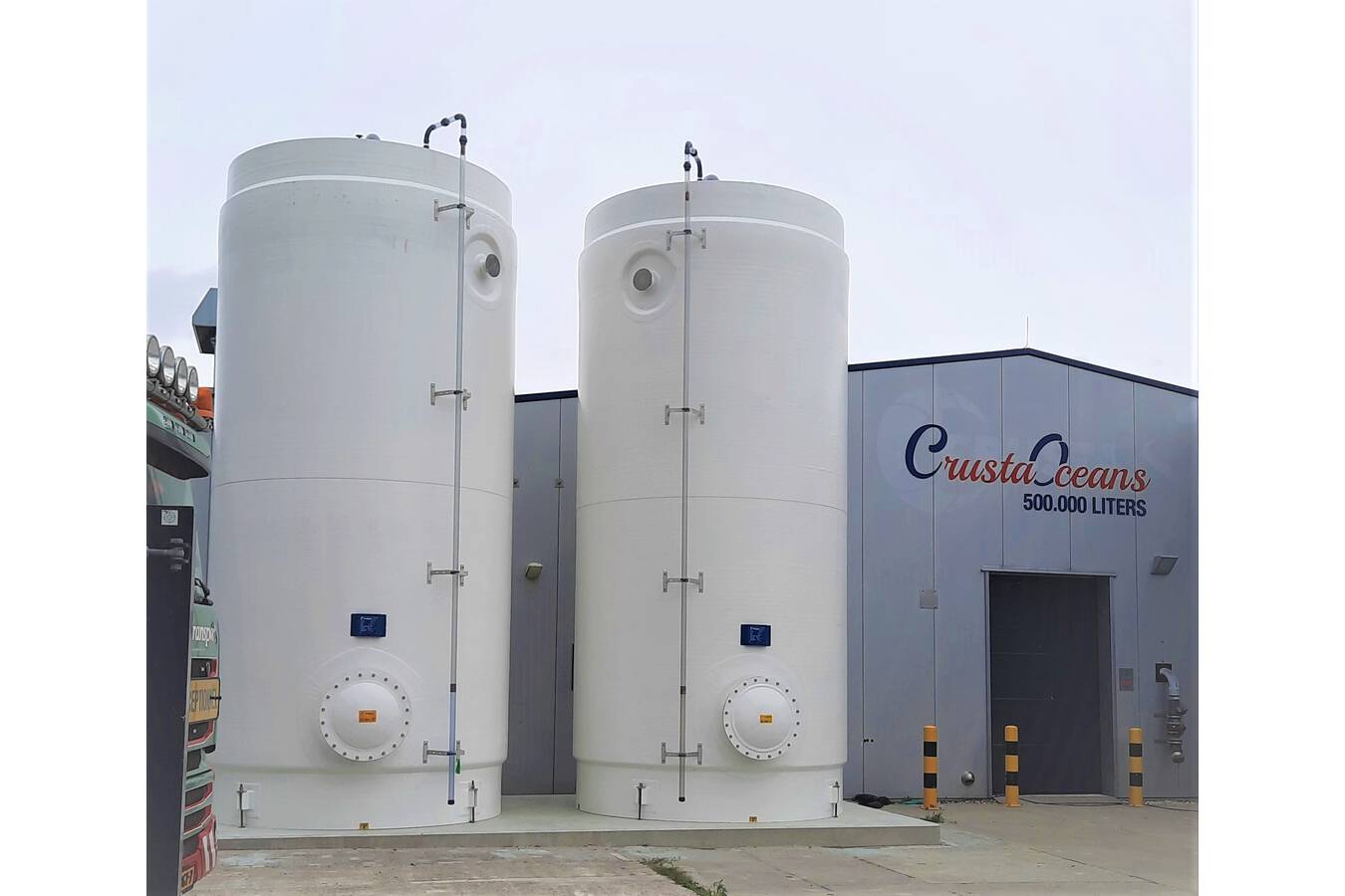 Fresh seawater tanks for crabs, lobsters and oysters Recently Polem delivered two 35m3 tanks for the storage of seawater.
