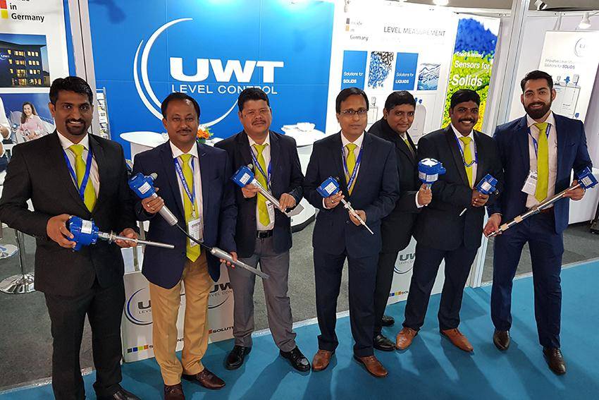 Automation expo in Mumbai Das Team der UWT Indien präsentiert Füllstandssensoren für Flüssigkeiten und Feststoffe